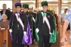 Procession.JPG